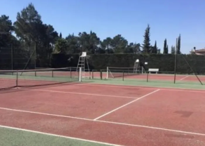 בית נופש Maison Papillons Fréjus